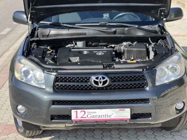 TOYOTA RAV 4 - 2.2 NAFTE 👉 2008 👈 KAMBIO MANUALE - 6.250 €