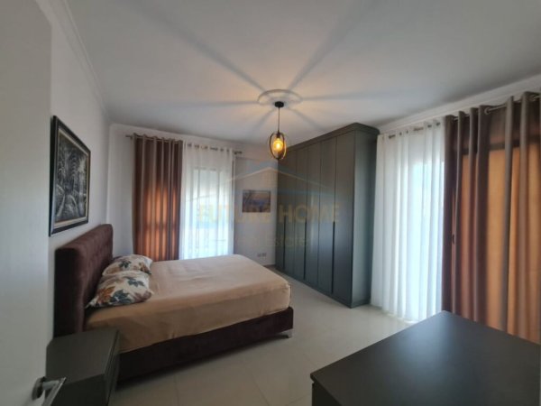 Tirane, jepet me qera apartament 2+1 Kati 2, 127 m² 800 € (KOPSHTI BOTANIK)