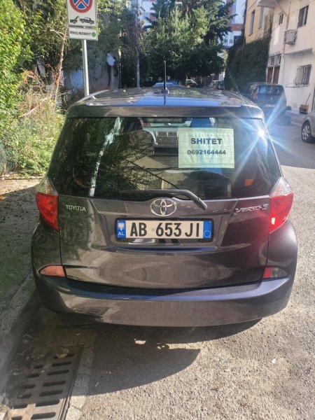 Tirane, shes Toyota Verso S 1.4 Nafte gri e erret automatik Kondicioner 160.000 km
