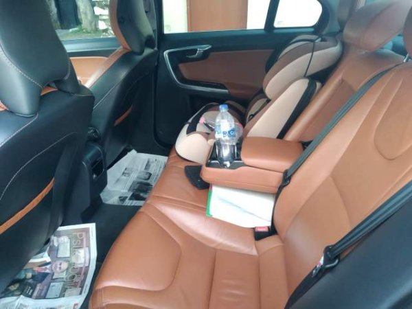 Tirane, shitet makine Volvo S60 Viti 2013, 9.600 Euro