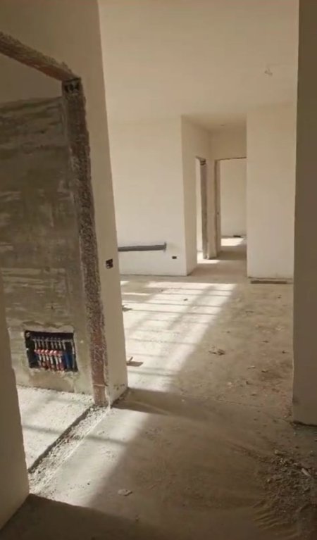 Tirane, shitet apartament 2+1 , 111 m² (Porcelan)