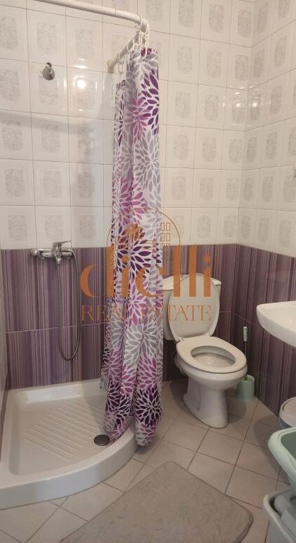 Tirane, jepet me qera apartament 2+1 , 100 m² 500 € (Qytet Studenti)