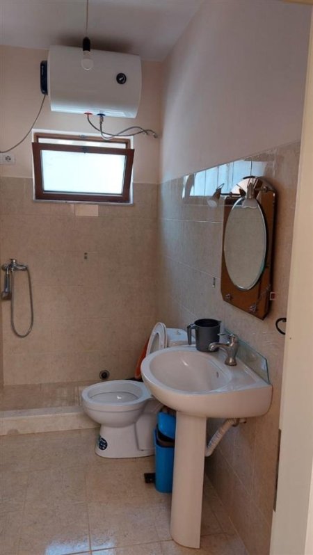 Tirane, shitet apartament Kati 3, 202 m² 250.000 € (Rr. Dalip Topi)