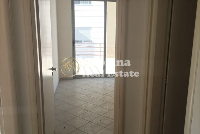 Tirane, jepet me qera apartament 2+1 Kati 3, 100 m² 350 € (Fresku)