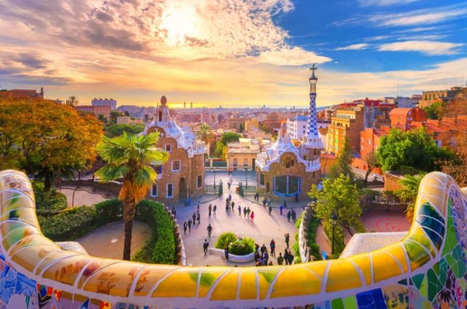 Udhëtim në Barcelonë 4 Ditë