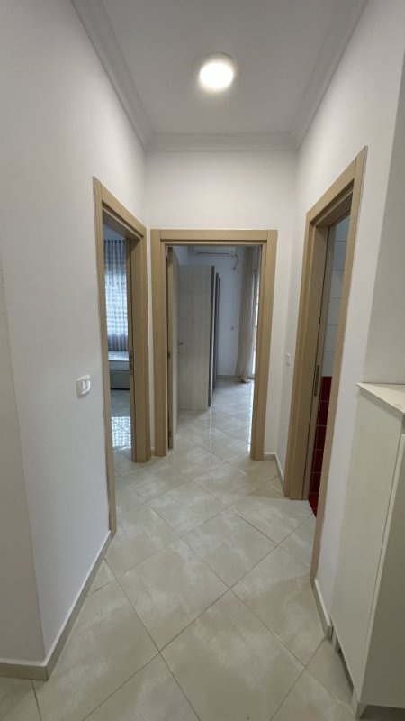 Penthouse 220m2 me qera 3+1+2 - Yrshek - QTU, PERSON FIZIK