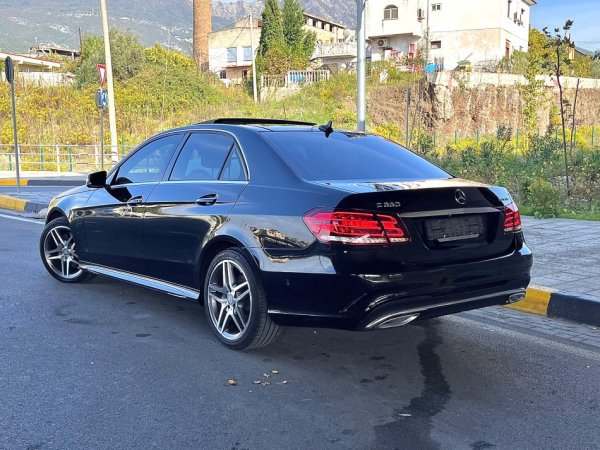 Tirane, shitet makine Mercedes Benz Nafte, e zeze automatik Kondicioner 150.000 km 18.500 €