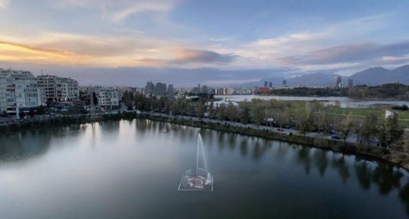 Tirane, shes ambjent biznesi , 100 m² 207.000 € (Liqeni i Thatë)