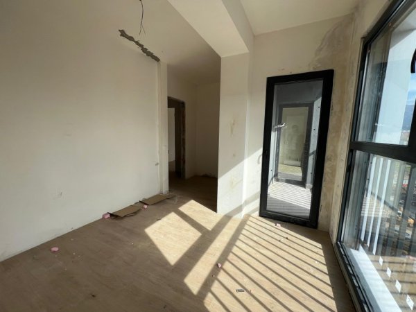 Tirane, shitet apartament 1+1+Ballkon Kati 7, 67 m² 117000 € (Bulevardi i RI)