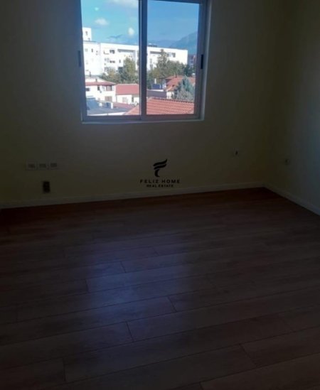 Tirane, shitet apartament 1+1 Kati 5, 57 m² 82.000 € (ALI DEMI)