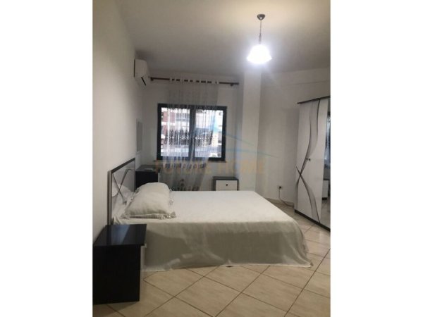 Tirane, shitet apartament 2+1+Ballkon Kati 8, 116 m² 210.000 € (Reshit Petrela)