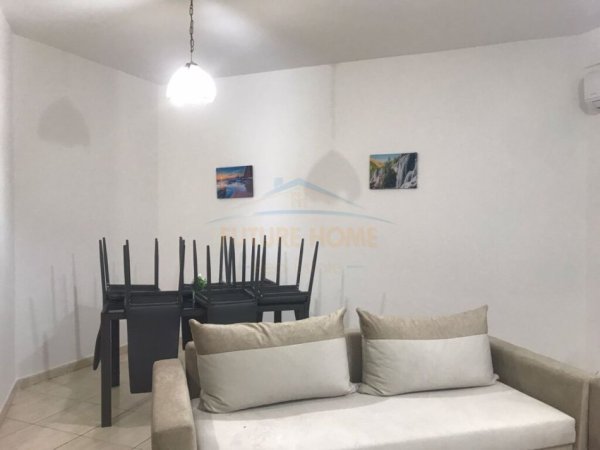 Tirane, shitet apartament 2+1+Ballkon Kati 8, 116 m² 210.000 € (Reshit Petrela)