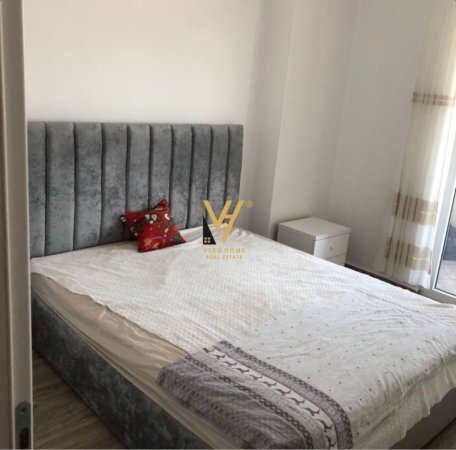 Tirane, jepet me qera apartament 1+1+Ballkon Kati 4, 75 m² 550 € (YZBERISHT)
