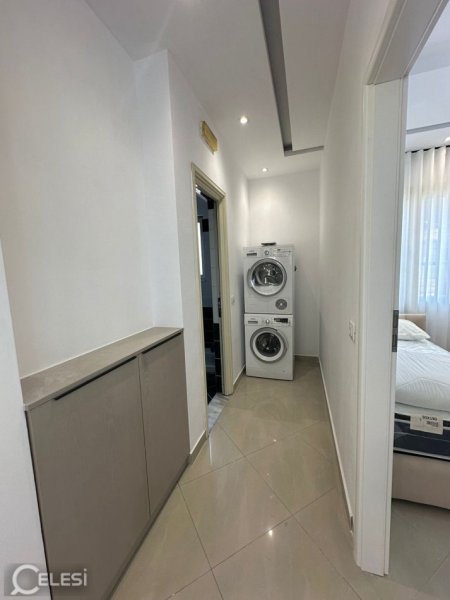 Tirane, jepet me qera Vile 1+1+Ballkon Kati 2, 70 m² 500 € (rruga jordan misja)