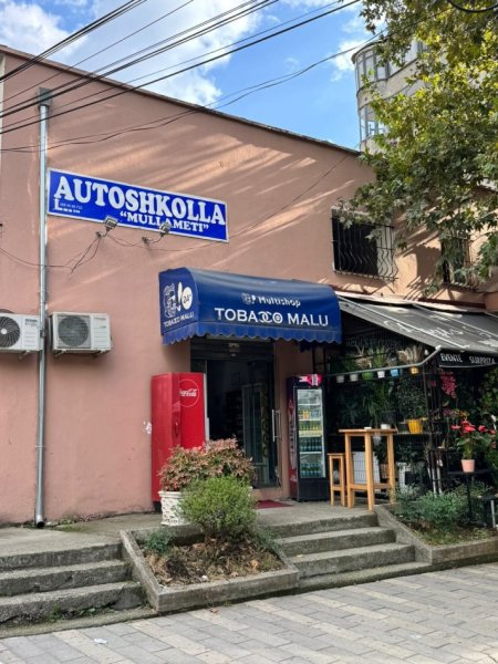 Tirane, shitet ambjent biznesi Kati 0, 35 m² (Rruga e Dibres)