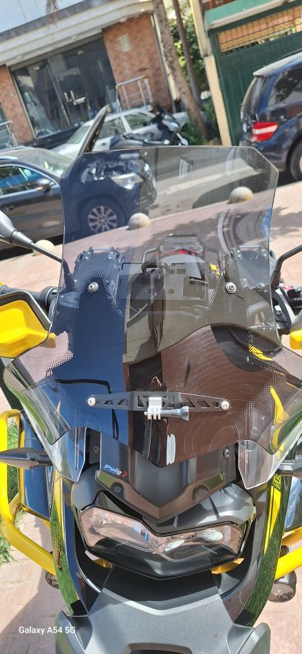 Tirane, shes Enduro BMW - GS 850 Adventure - Viti 2021 , e zeze 32.000 km 15.700 €