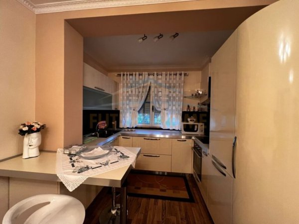Durres, jepet me qera apartament 1+1+Ballkon Kati 11, 94 m² 600 € 