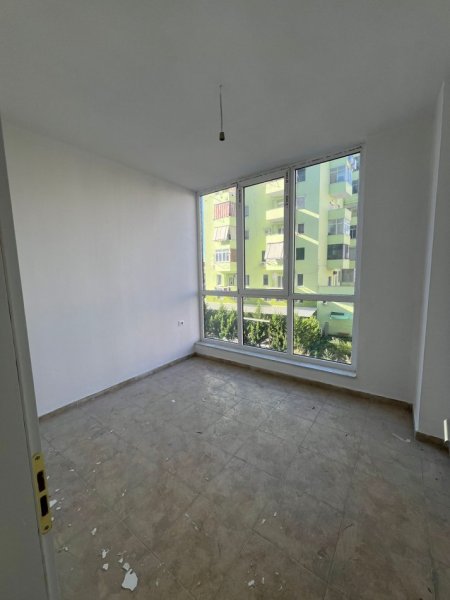Tirane, jepet me qera apartament 1+1+Ballkon Kati 1, 65 m² 400 € (Jordan Misja)