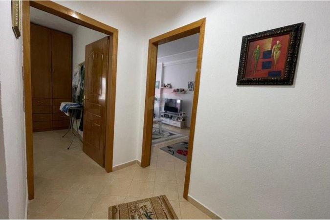 Tirane, shitet apartament 1+1+Aneks+Ballkon Kati 5, 80 m² 105.000 € (Don Bosko)