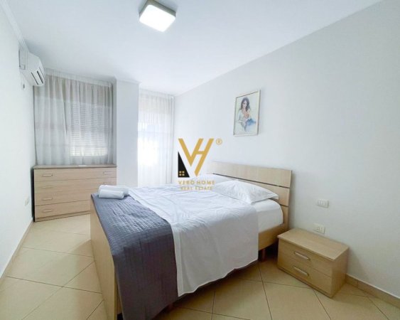 Tirane, jepet me qera apartament 1+1+Ballkon Kati 6, 76 m² 600 € (RRUGA E KAVAJES)
