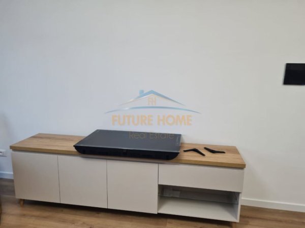 Tirane, jepet me qera apartament 1+1 Kati 3, 67 m² 1.000 € (Lake View)