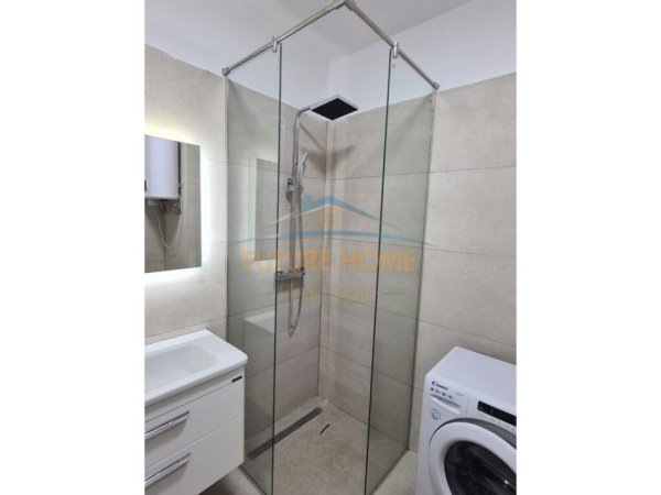Tirane, jepet me qera apartament 1+1 Kati 3, 67 m² 1.000 € (Lake View)