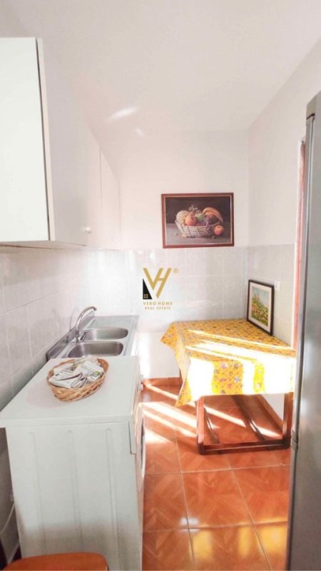 Tirane, jepet me qera apartament 2+1+Ballkon Kati 4, 78 m² 650 € (SHKOLLA E KUQE)