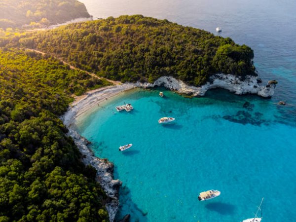 Tirane, oferte City-tour | Vizita qytetesh All Inclusive në Korfuz, 3 dite