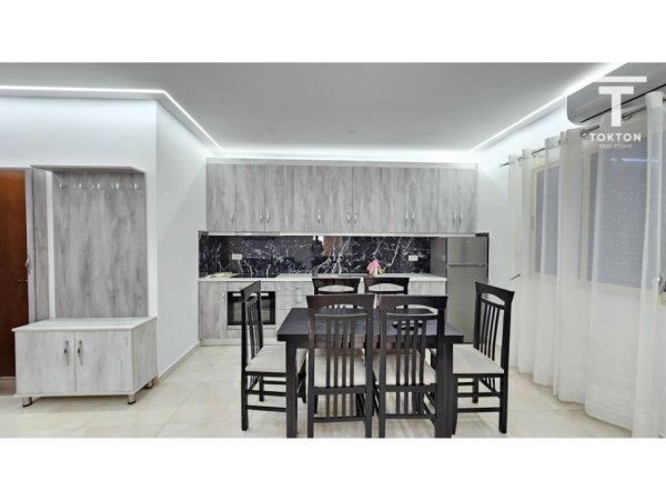 Sarande, shitet apartament 1+1 Kati 1, 42 m² 105.000 € (Rruga Mitat Hoxha, Sarandë, TT 1415)