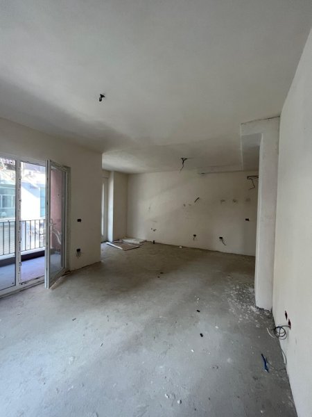 Tirane, shitet apartament 2+1+Ballkon Kati 1, 112 m² 158.000 € (Dritan Hoxha)