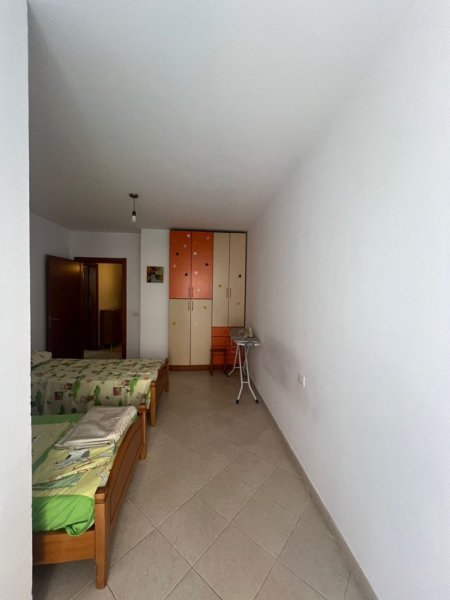Tirane, jepet me qera apartament 2+1+Ballkon Kati 3, 112 m² 650 € (Don Bosko)