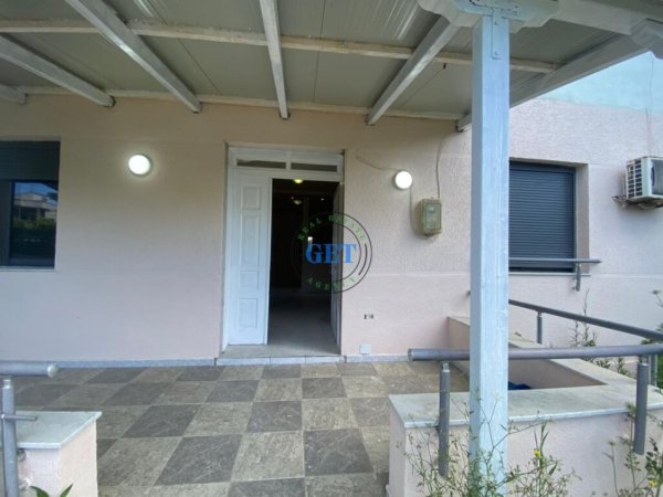 Durres, shitet apartament 3+1 Kati 0, 144 m² 110.000 € (Shkozet)