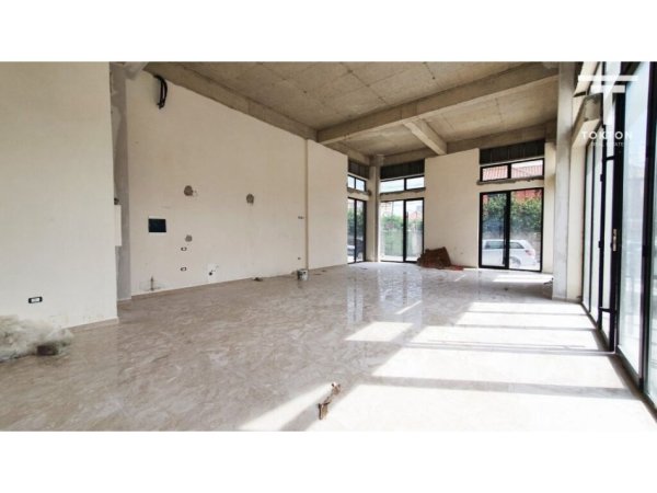 Tirane, shitet ambjent biznesi Kati 0, 119 m² 210.000 € (Rruga e Dibrës, pranë QSUT, Tiranë, TT 1353)