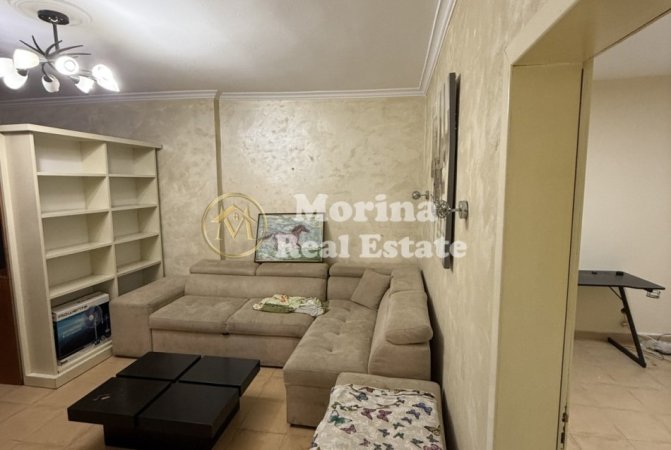 Tirane, jepet me qera apartament 2+1 Kati 4, 100 m² 600 € (Komuna Parisit)