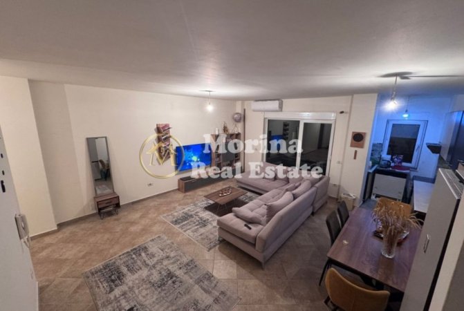 Tirane, jepet me qera apartament 2+1 Kati 4, 105 m² 750 € (Liqeni Thate)