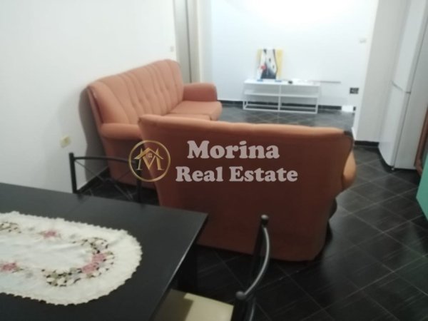 Tirane, jepet me qera apartament 1+1 Kati 8, 60 m² 500 € (Rruga Medreseja)