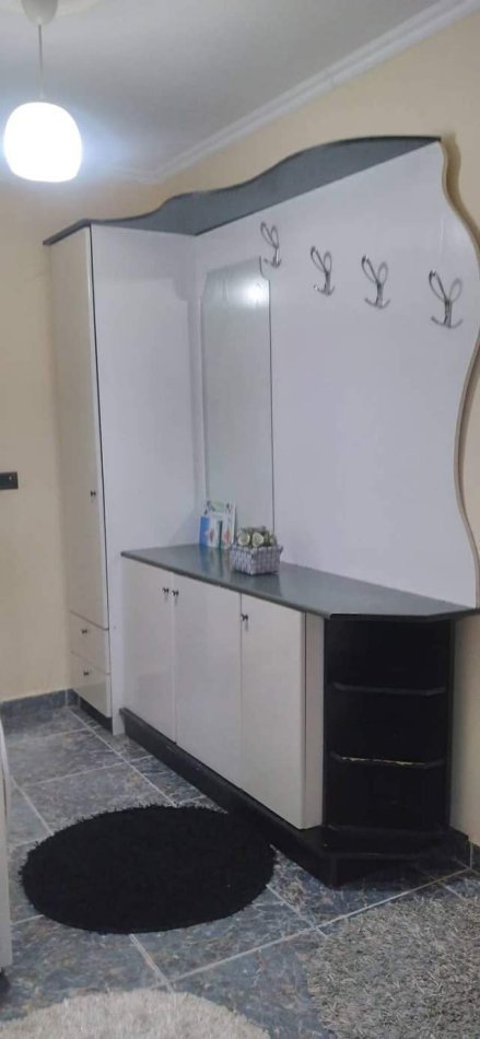 Elbasan, shitet apartament 2+1+Aneks+Ballkon Kati 1, 75 m² 55.000 € (lagja 5 MAJ)
