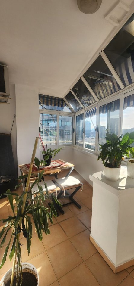 Tirane, jepet me qera apartament 2+1 Kati 11, 145 m² 1.500 € (Bllok)