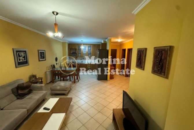 Tirane, jepet me qera apartament 2+1 Kati 2, 92 m² 600 € (Komuna Parisit)