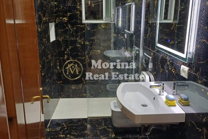 Tirane, jepet me qera apartament 2+1 Kati 2, 85 m² 700 € (Sheshi Willson)