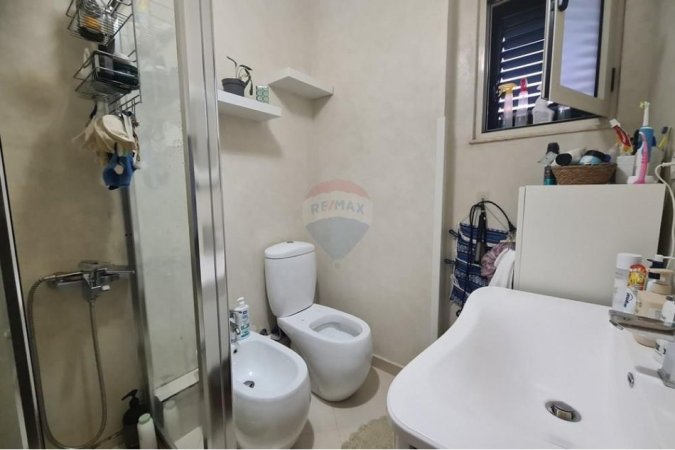 Tirane, shitet apartament 2+1 Kati 6, 100 m² 150.000 € (Rruga e Elbasanit)