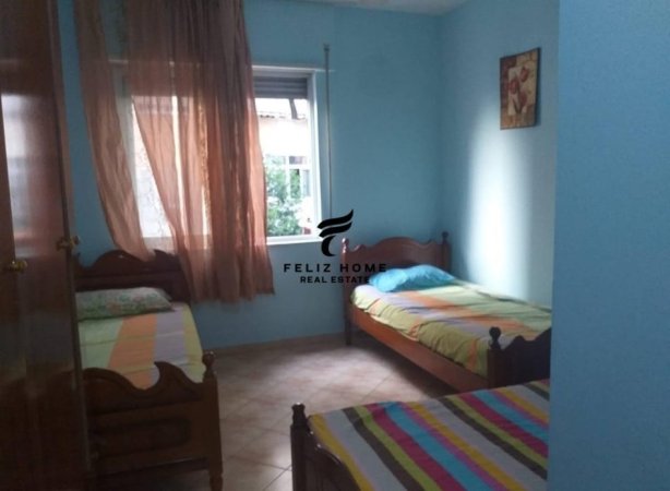 Tirane, jepet me qera apartament 1+1 Kati 2, 70 m² 350 € (FRESKU)