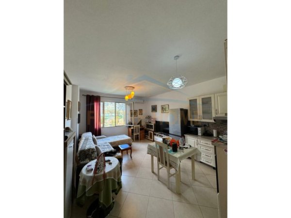 Tirane, shitet 1+1 Kati 2, 70 m² 150.000 € (Kopshti Botanik)