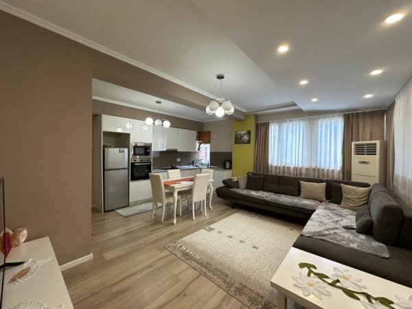 Tirane, shitet apartament 3+1+Aneks+Ballkon Kati 2, 113 m² 215.000 € (SELITE)