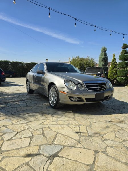 Tirane, shes makine Mercedes Evo Avanrgard 2009 4 Matic Benzin, e argjendtë automatik 6.600 km 6.600 €