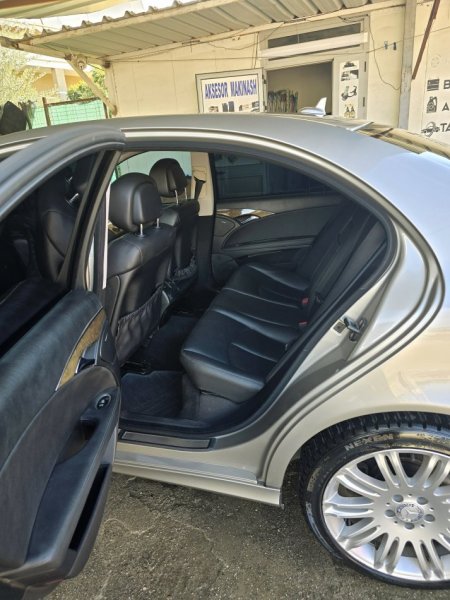 Tirane, shes makine Mercedes Evo Avanrgard 2009 4 Matic Benzin, e argjendtë automatik 6.600 km 6.600 €