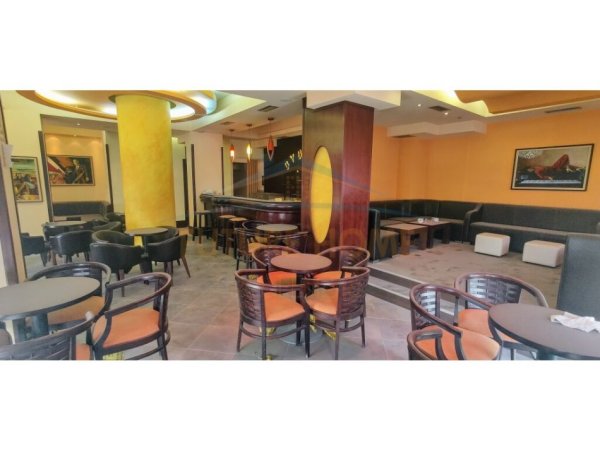 Durres, shitet lokal Kati 2, 116 m² 270.000 € (Currila , Durres)