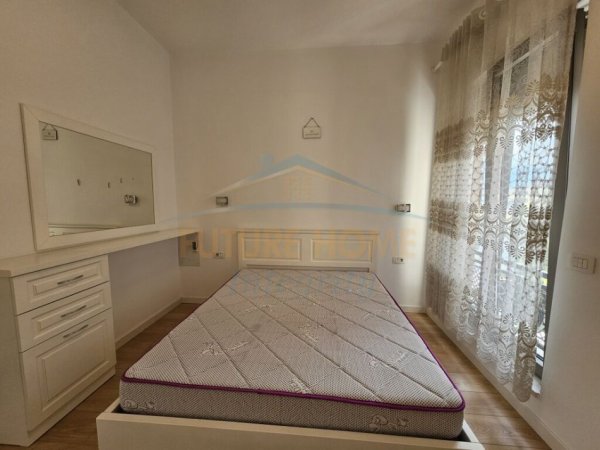 Tirane, jepet me qera apartament 2+1 Kati 3, 128 m² 1.200 € (Kompleksi Delijorgji)