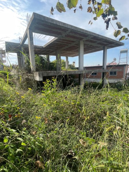 Tirane, shitet toke , 284 m² 150.000 € (Sauk)