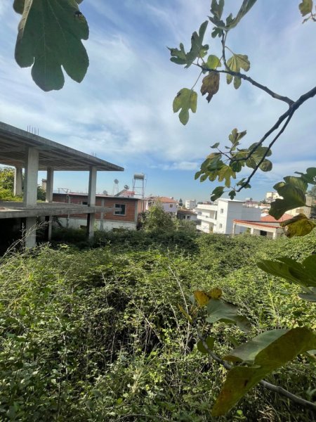 Tirane, shitet toke , 284 m² 150.000 € (Sauk)